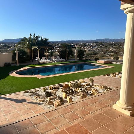 Villa Aljambra Албокс Екстериор снимка