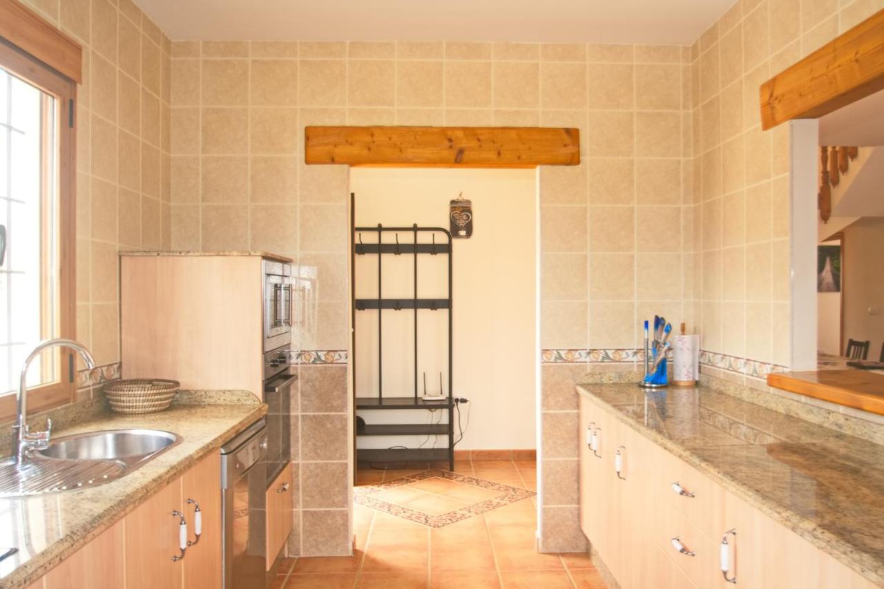 Villa Aljambra Албокс Екстериор снимка
