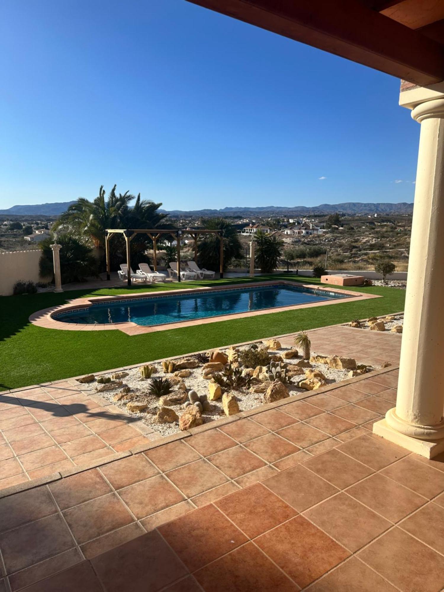 Villa Aljambra Албокс Екстериор снимка